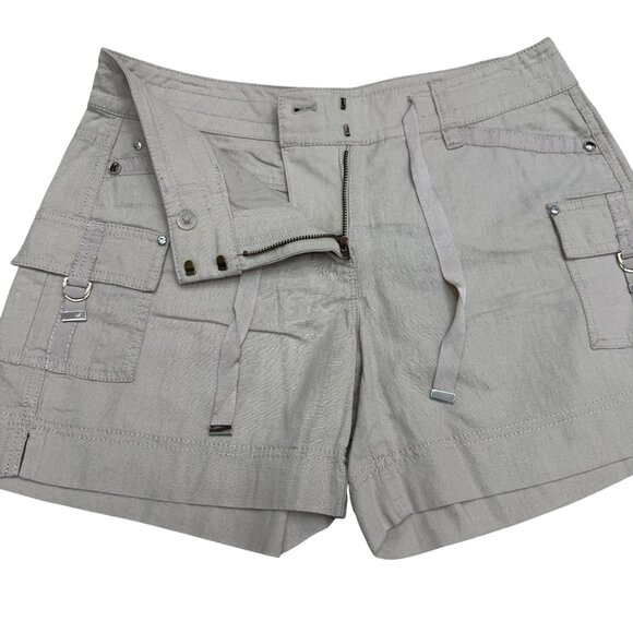 NWT White House Black Market Women's Beige Linen Blend Cargo Shorts, Size 2 NWT - Picture 3 of 9